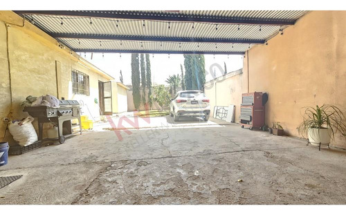 Casa En Venta De 1 Piso Con 3 Recamaras En Planta Baja, Colonia Los Pinos.