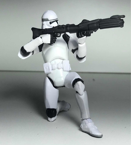 Boneco Star Wars 3.75 Clone Trooper Regular Action Figure. (Usado)