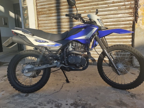 Imagen 1 de 3 de Motomel Azul Con Blanco