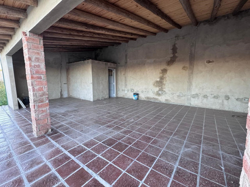Quinta De Finde Semana En Venta En Azcuenaga, San Andres De Giles, Resto De La Provincia