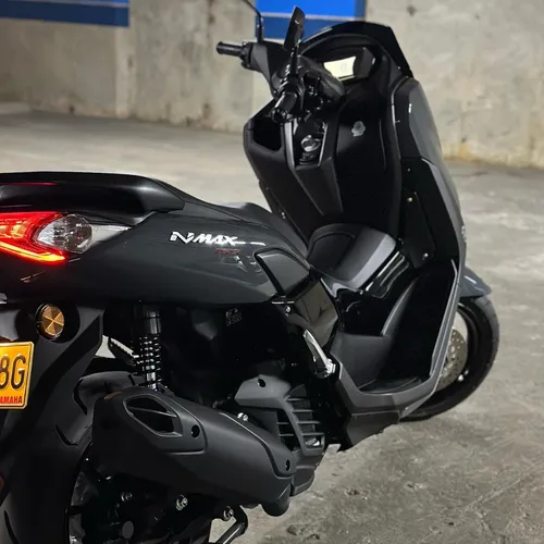 Yamaha N-max 2023