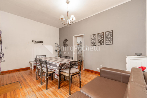 Venta Casa 3 Ambientes Con Jardín, Piscina Y Cochera En Palomar.