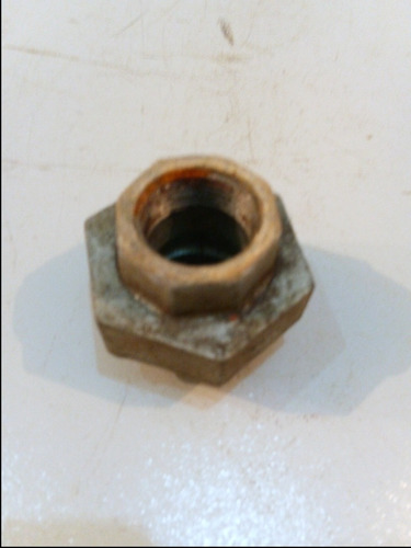 Unión Universal Galvanizada De 3/4 En Oferta (Usado)