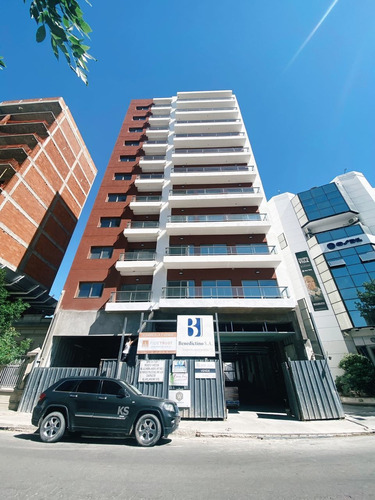 Venta Departamento Semipiso A Estrenar Rodriguez 352