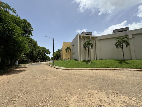 Nave Industrial Alquiler Zona Franca San Isidro Santo Domingo Este