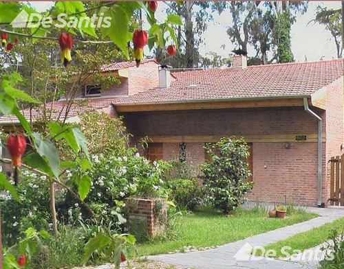 Chalet De Ladrillo Visto.