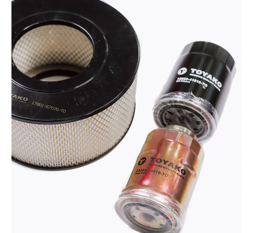 Kit De Filtros Calidad Original Hilux 2001 Al 2004 Turbo