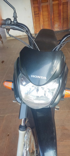 Toda Original ,km Excelente,para O Ano,faz 45 Km/l.