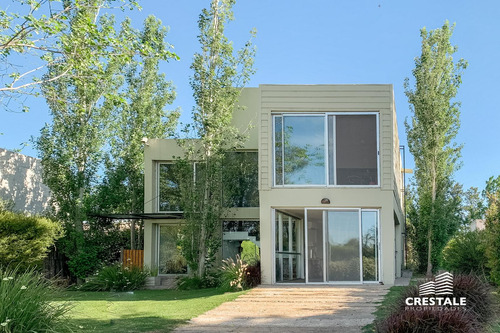 Venta Casa Fisherton Pasos Del Jockey Barrio Cerrado