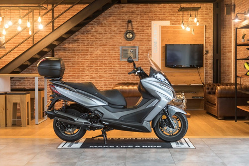 Kymko Xtown 250 Roshaus Motorrad Igual A 0km