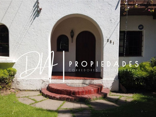 Preciosa Casa Estilo Neocolonial Español En Ñuñoa
