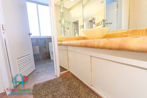 Cad Laureles 1004. De Playa. Terraza Con Vista Al Mar