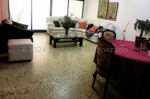 Apartamento En Venta En Parroquia Altagracia Cód  24-20552  Tn 