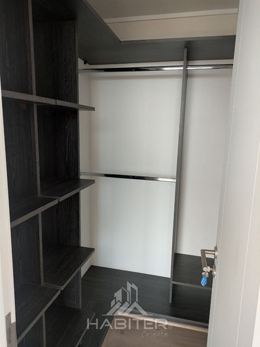 Departamento En Venta De 2 Dorm. En Santiago