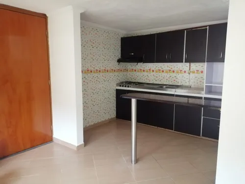 Apartamento En Venta En Rincon Del Bosque. Cod V12658
