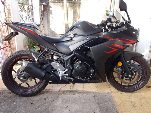 Imagen 3 de 8 de Yamaha R3