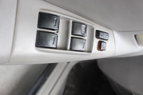 Toyota Corolla 1.6 Xli 16v Gasolina 4p Automático