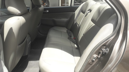 Imagen 10 de 14 de Mitsubishi Lancer Cvt Automatico 2014