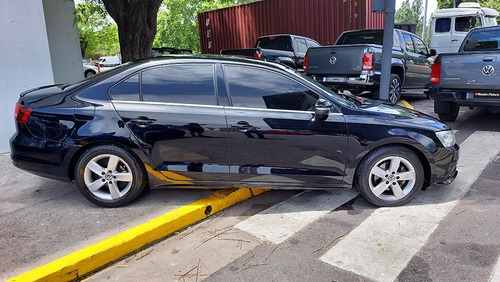 Imagen 7 de 25 de Vw Volkswagen Vento 2016 2.5 Luxury At Gnc Abasto Motors