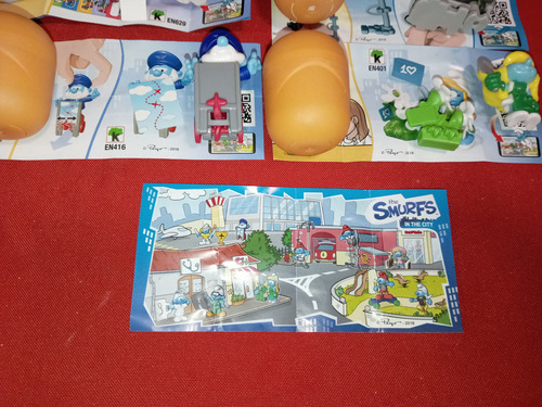 Kinder Sorpresa Pitufos En La Ciudad Coleccion 10 Figuras (Usado)