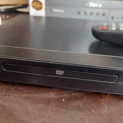 Imagem 7 de 10 de Dvd Com Usb Funcionando Ótimo Estado Sansung P191k