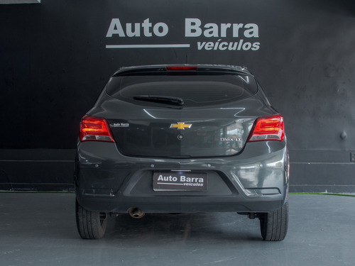 Chevrolet Onix 1.0 MPFI LT 8V FLEX 4P MANUAL