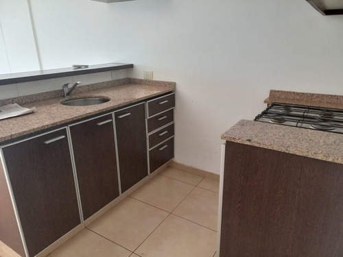 Departamento En Almagro, Posibilidad De Cochera.