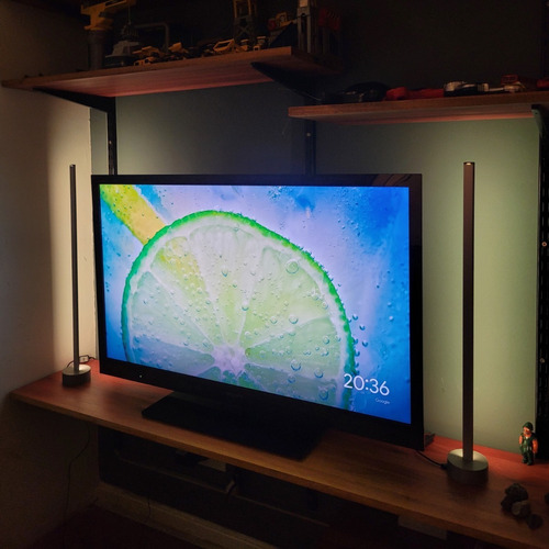 Luz Lampara Pie 60cm Led Rgb Bluetooth Diseño Moderno Recto