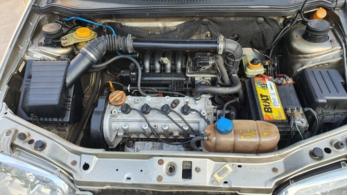 Imagem 10 de 10 de Fiat Palio Weekend 2002 1.0 16v Elx 5p