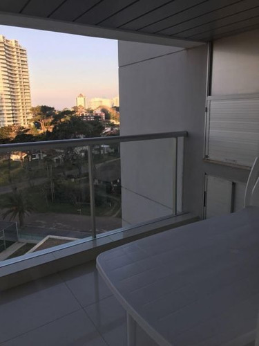 Alquiler Temporario De Apartamento 2 Dormitorios Playa Mansa