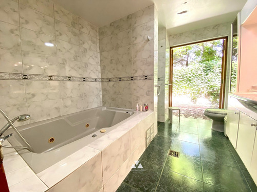 Linda Casa Chilena En Condominio Los Ciruelos Chicureo