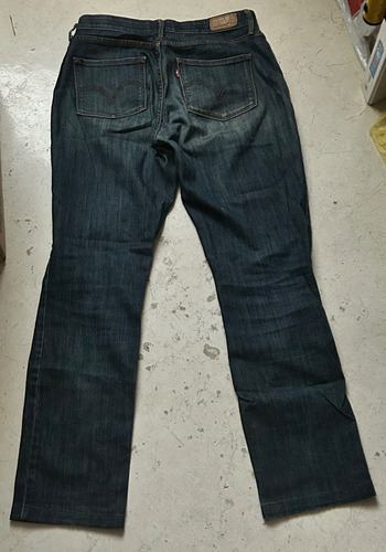 Jeans Levis Corte Recto Mujer (Usado)