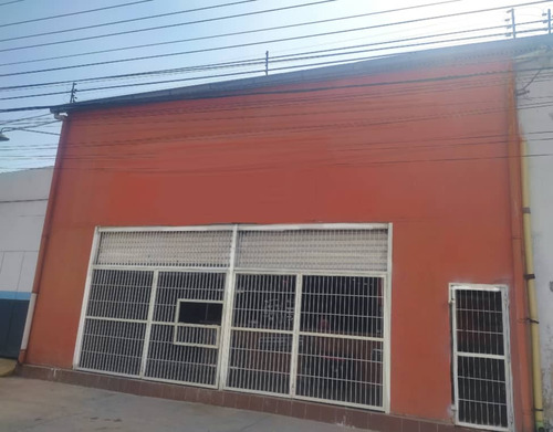 Karina Acosta Vende Galpón En Sector El Socorro PLG-128