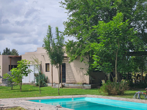 Casa Quinta En Venta En Estancia Las Malvinas, Coronel Brandsen, G.b.a. Zona Sur