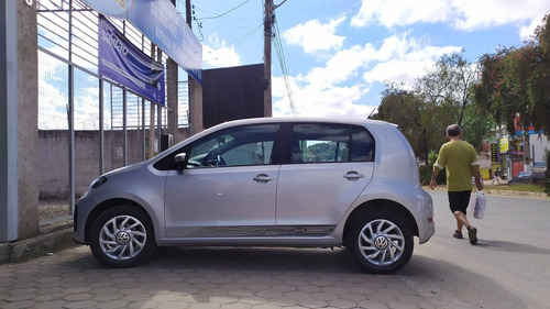 Imagem 13 de 15 de Volkswagen Up 1.0 170 Tsi Total Flex Connect 4p Manual