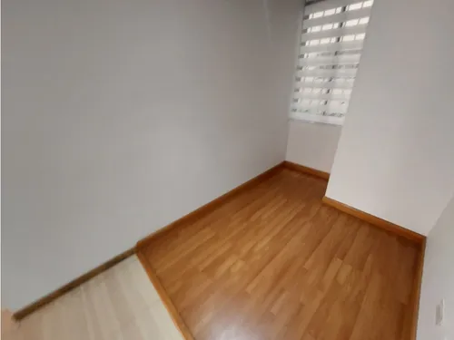 Apartamento En Venta En Los Laureles, Bosa