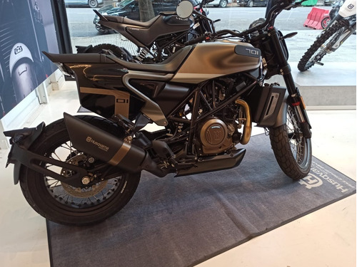 Imagen 11 de 21 de Husqvarna Svartpilen 701 Concesionario Oficial Palermo Bikes