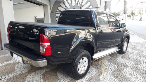 Imagem 5 de 10 de Toyota Hilux 2015 2.7 Srv Cab. Dupla 4x2 Flex Aut. 4p