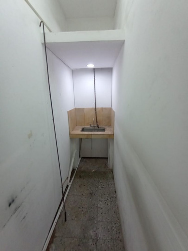 Imagen 8 de 11 de Local En Alquiler En Caseros