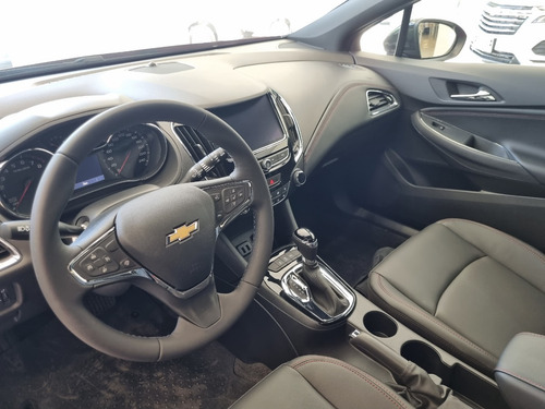 Imagen 10 de 25 de Chevrolet Cruze 5p 1.4 Turbo Rs At - Mr