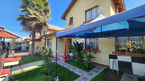 Casa En Venta De 3 Dorm. En Puente Alto