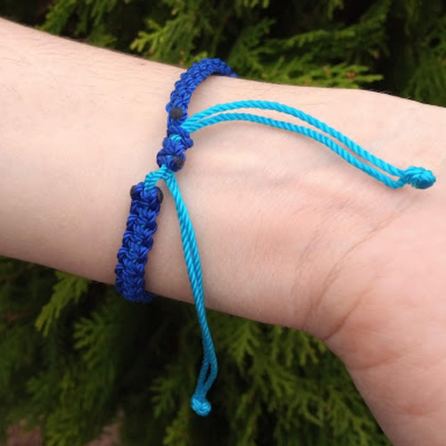 Imagen 3 de 3 de Pulsera Tejida Macramé Pececito