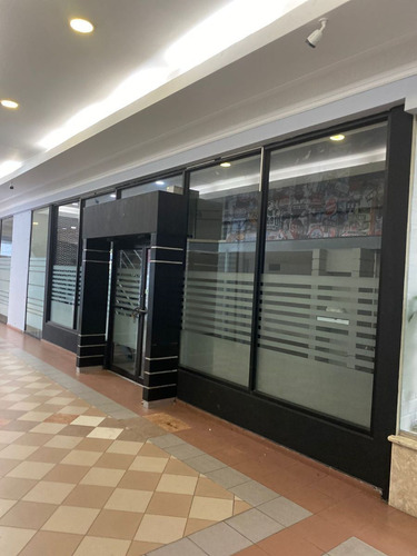 Local Comercial En Alquiler En Piantini