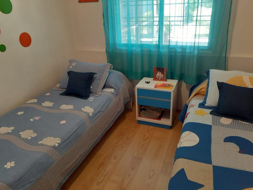 Casa Venta Lomas Del Mirador 3 Amb + 2 Amb Jardin