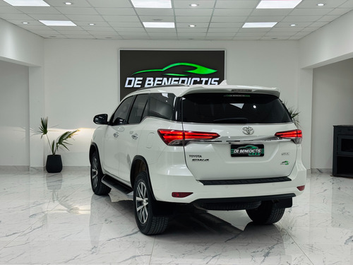 Toyota Hilux SW4 2.8 Srx 177cv 4x4 7as At
