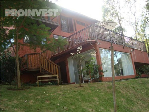 Casa Muito Agradável Na Granja Viana. Venha Conhecer! Ligue Agora, (11)4617-8699. - Ca18458