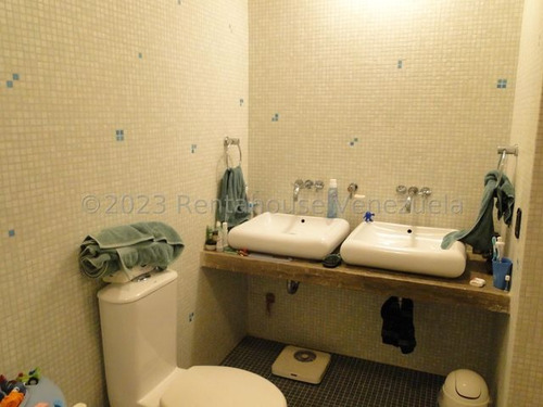 Sb Lujoso Apartamento En Cumbres De Curumo, Remodelado, 2 Hab, 3 Baños, Sala, Comedor, Family Room, Cocina Empotrada Americana, Lavandero, Aire Acondicionado, Salón De Fiestas, Salón De Juegos
