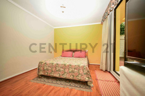 Amplia Casa Cercana Metro Hernando De Magallanes
