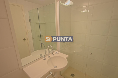 Imagen 18 de 30 de Apartamento En Alquiler - Mansa