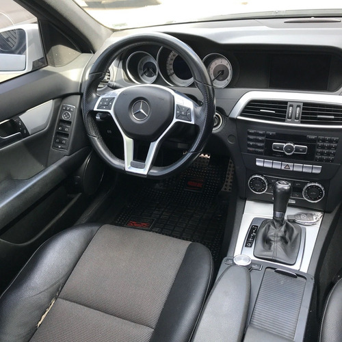 Mercedes-benz C250 Cgi Amg At 2011